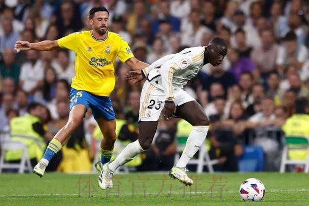 西甲-何塞卢迪亚斯破门 皇马2-0拉斯帕尔马斯 西甲-何塞卢迪亚斯破门 皇马2-0拉斯帕尔马斯